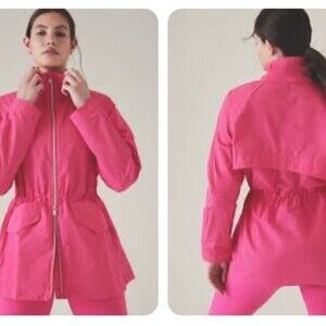 ATHLETA Westerly Jacket Small Travel Coat Pink Mesh Vented Long Windbreaker